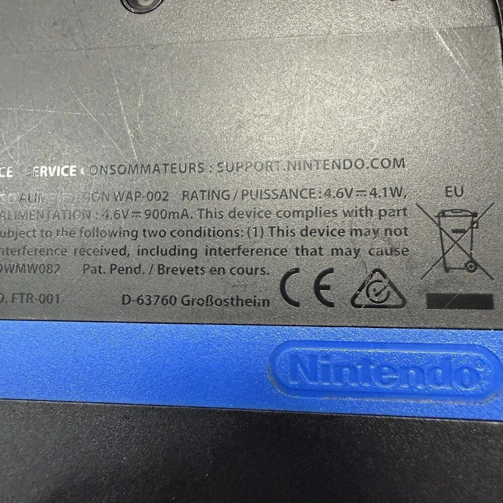Nintendo 2DS Black & Blue Bundle w/ Mario Kart 7, Charger, 2GB SD Card & Stylus